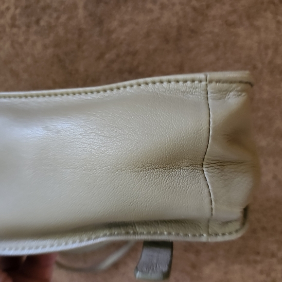 Lucky Brant tan leather purse - Picture 4 of 13